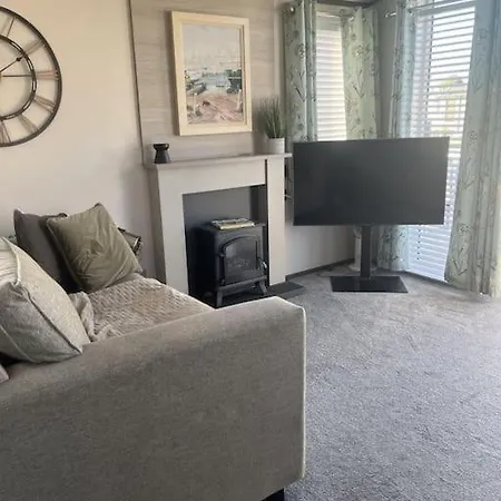 2 Bedroom Villa - Lakeside Holiday Park Merston Esterno foto